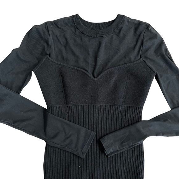 Express Mesh Detail Thong Bodysuit - Picture 4 of 8